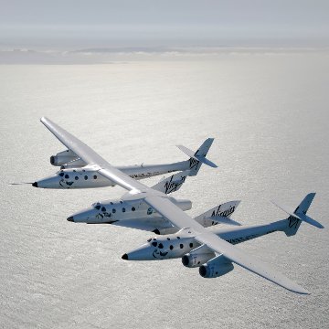 Samolot WhiteKnightTwo wynosić będzie również statek SpaceShipTwo / Credits: Virgin Galactic