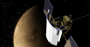 MESSENGER na orbicie Merkurego / Credits: NASA