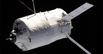 ATV-2 przy ISS / Credits: ESA