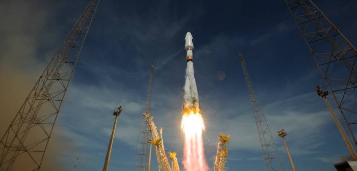 Start rakiety Sojuz 2-1b z satelitami Galileo IOV / Credits: ESA–S. Corvaja, 2012
