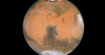 Mars, widziany przez teleskop Hubble / Credits - NASA, ESA