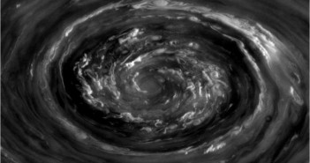 Heksagon na Saturnie / Credits - NASA, JPL