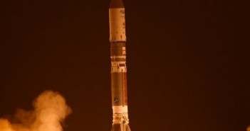 Start rakiety Proton-M z Jamał-402 na pokładzie / Credits - ILS