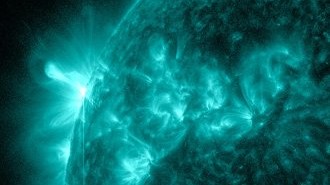 Tuż po fazie maksymalnej rozbłysku klasy M1.7 z 5 stycznia 2013 / Credits - NASA, SDO