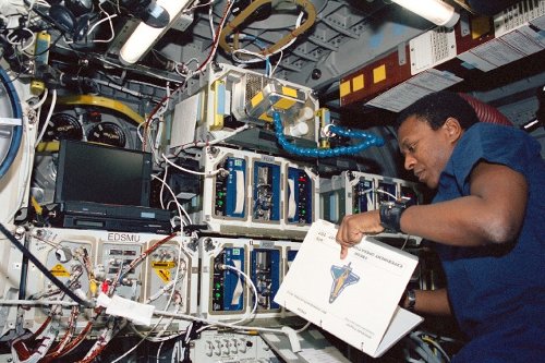 Zdjęcie z misji STS-107 / Credits - NASA