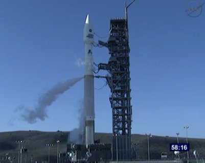 17:53 CET - widok na wyrzutnię startową / Credits - NASA TV