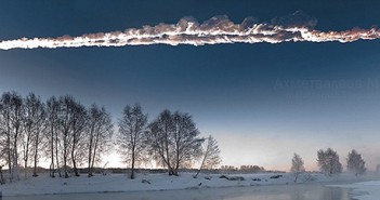Smuga kondensacyjna po meteorycie czelabińskim / Credits: Marat Akhmetalyev