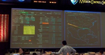 Widok na kontrolę lotu tuż po utracie kontaktu z Columbią - 14:59 CET, 1 lutego 2003 roku / Credits - NASA