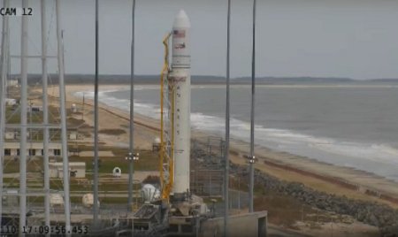 Widok na stanowisko startowe / Credits - UStream, Orbital Widok na stanowisko startowe / Credits - UStream, Orbital