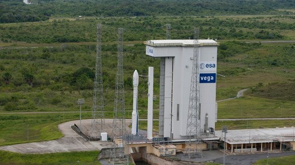 Vega na stanowisku startowym / Credits - ESA