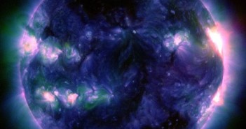 Rozbłysk klasy M5.0 z 22 maja 2013 / Credits - NASA, SDO, AIA