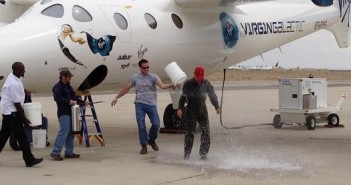 Po pierwszym locie Fredericka Sturckow'a w WK2 / Credits - Virgin Galactic