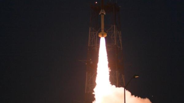 Zdjęcie przedstawiające start rakiety Terrier-Improved Malemute z ładunkiem RockSat-X / Credits: NASA/Chris Perry