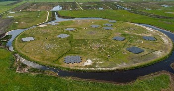 Anteny systemu LOFAR w Holandii / Credits: LOFAR-ASTRON