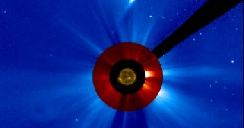 ISON po przejściu peryhelium / Credits: NASA