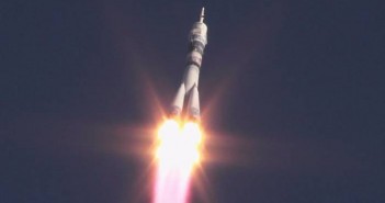 Start rakiety ze statkiem załogowym Sojuz TMA-11M / Credits: NASA TV