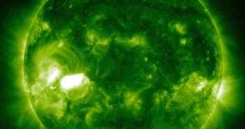 Rozbłysk klasy M4.0 z 4 stycznia 2014 / Credits - NASA, SDO