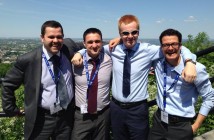W ISU 2014 wzięło udział aż 4 Polaków: Michał Moroz (Kosmonauta.net, po lewej), Jędrzej Górski (doktorant Politechniki Wrocławskiej), Jarosław Jaworski ze Związku Pracodawców Sektora Kosmicznego, i Michał Czapski (CERN, niewidoczny na zdjęciu). Na zdjęciu po prawej, Stephen Grixti z Malty / Credits: Michał Czapski