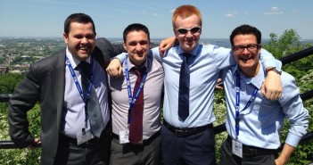 W ISU 2014 wzięło udział aż 4 Polaków: Michał Moroz (Kosmonauta.net, po lewej), Jędrzej Górski (doktorant Politechniki Wrocławskiej), Jarosław Jaworski ze Związku Pracodawców Sektora Kosmicznego, i Michał Czapski (CERN, niewidoczny na zdjęciu). Na zdjęciu po prawej, Stephen Grixti z Malty / Credits: Michał Czapski