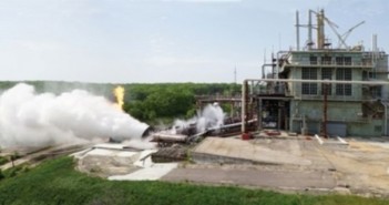 Test silnika LM10-MIRA na gaz ziemny, w ośrodku Biura Konstrukcyjnego Chimawtomatika SA (OAO KBKhA) / Credits: OAO KBKhA