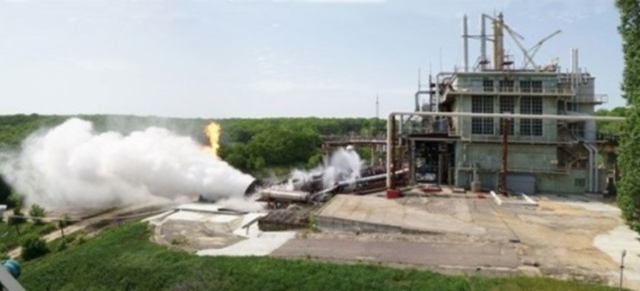Test silnika LM10-MIRA na gaz ziemny, w ośrodku Biura Konstrukcyjnego Chimawtomatika SA (OAO KBKhA) / Credits: OAO KBKhA