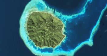 Prywatna wyspa Kanacea w archipelagu Lau, należąca do Fidżi / Credits: © Airbus DS/Spot Image (2014)
