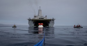 URT-2 - drugi test odzyskiwania kapsuły Orion / Credit: US Navy