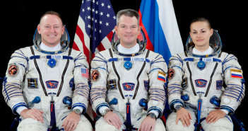 Załoganci Ekspedycji 42. do ISS. Od lewej: Wilmore, Samokutiajew, Sierowa