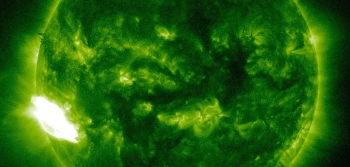 W momencie maksimum rozbłysku klasy X / Credits - NASA, SDO