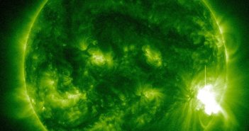 15 minut po fazie maksymalnej rozbłysku z 27 października / Credits - NASA, SDO