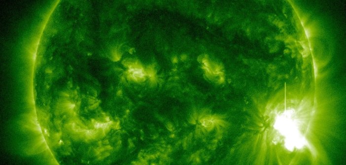 15 minut po fazie maksymalnej rozbłysku z 27 października / Credits - NASA, SDO