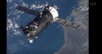 Progress M-25M cumuje do ISS / Credits: NASA-TV