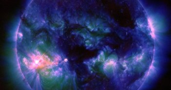 Cztery minuty po fazie całkowitej rozbłysku z 16 listopada / Credits - NASA, SDO