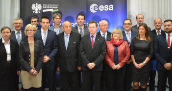Przedstawiciele firm, ESA oraz polskich ministerstw na spotkaniu związanym z II konkursem Polish Industry Incentive Scheme / Credits - Krzysztof Kanawka, kosmonauta.net