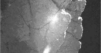 Fragment otoczenia Philae, nawis nazwany “Perihelion Cliff” - zdjęcie z kamery CIVA przedstawione na AGU 2014