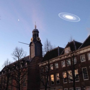 J1407b na ziemskim niebie zamiast Saturna... / Credits - M. Kenworthy/Leiden