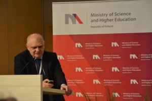 Przemawia Profesor Marek Banaszkiewicz / Credits - K. Kanawka, kosmonauta.net