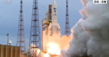 Start Ariane 5 - 27.05.2015 / Credits - Arianespace