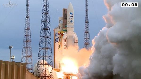 Start Ariane 5 - 27.05.2015 / Credits - Arianespace