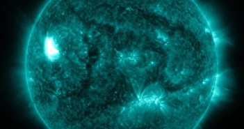 Na siedem minut przed fazą maksymalną rozbłysku z 18 czerwca / Credits - NASA, SDO