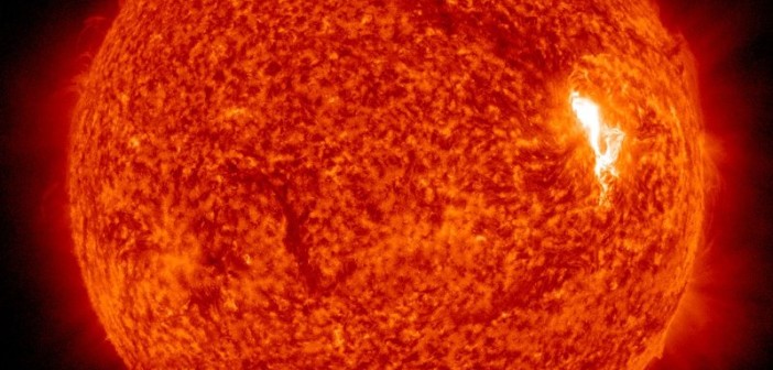 23 minuty po fazie maksymalnej rozbłysku klasy M7.9 z 25 czerwca 2015 / Credits - NASA, SDO