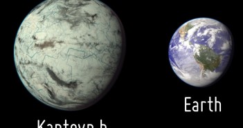 Wizja artystyczna egzoplanety Kapteyn b i jej porównanie do Ziemi / Credits - The Planetary Habitability Laboratory/University of Puerto Rico at Arecibo