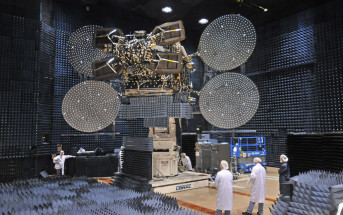 Echostar 17/Jupiter-1 podczas badań środowiskowych / Credit: Space Systems Loral