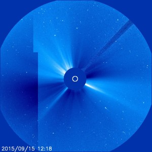 Jasna kometa Kreutza, wykryta 15 września 2015 / Credits - ESA/NASA/SOHO