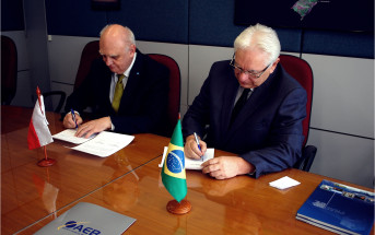 Podpisanie porozumienia o współpracy między POLSA a AEB, 22 września 2015 / Credit: AEB