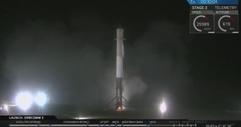Po udanym lądowaniu pierwszego stopnia Falcona 9R v1.2 / Credits - SpaceX