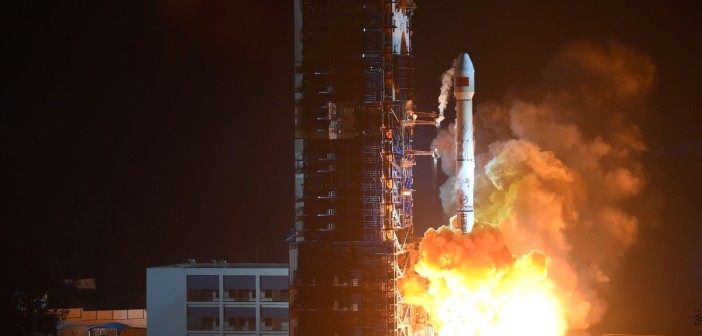 Start CZ-3B z 9 grudnia 2015 / Credits - Xinhua