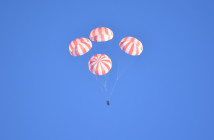 Test spadochronów głównych załogowej kapsuły Dragon, 27 stycznia 2016 / Credit: NASA