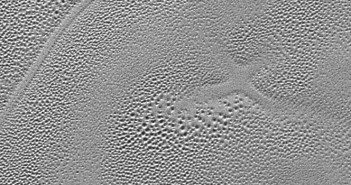 Obszar "X" na Sputnik Planum / Credits - NASA/JHUAPL/SwRI