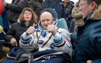 Scott Kelly po powrocie na Ziemię / Credits - NASA, Bill Ingalls